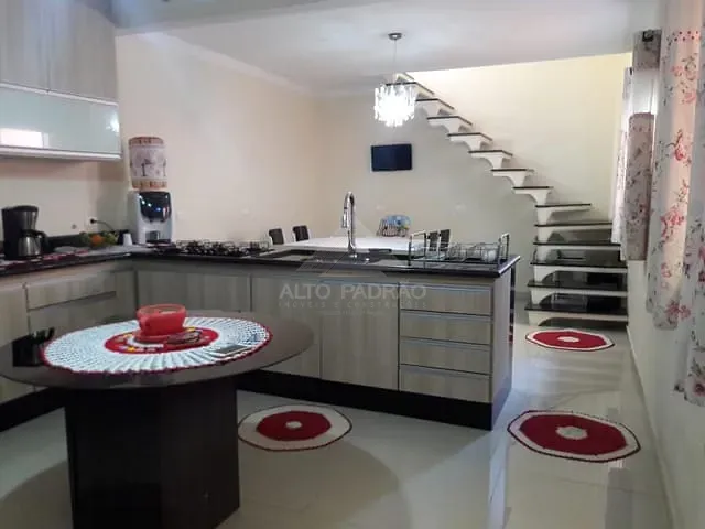 Casa com 186m² 3 quartos e 3 banheiros, à venda, no bairro Jardim Anchieta em Mauá