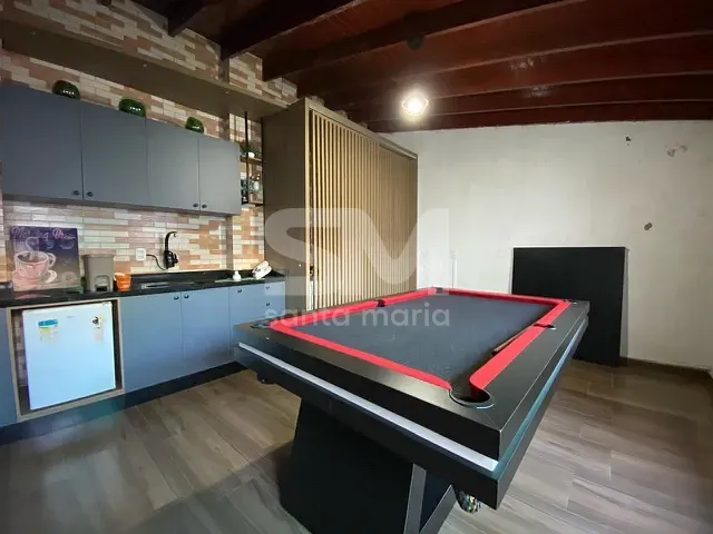 Casa com 220m² 4 quartos e 3 banheiros, à venda, no bairro Cristo Rei em Chapecó
