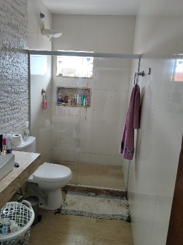 Casa com 255m² 4 quartos e 3 banheiros, à venda, no bairro Parque Rosário em Campos dos Goytacazes