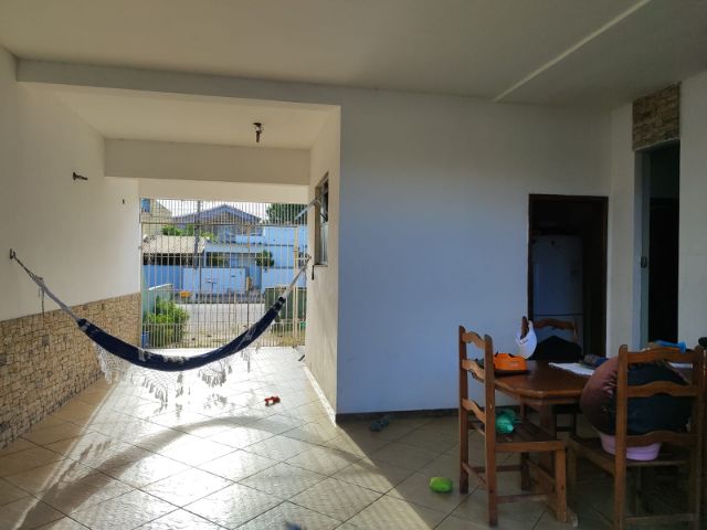 Casa com 255m² 4 quartos e 3 banheiros, à venda, no bairro Parque Rosário em Campos dos Goytacazes