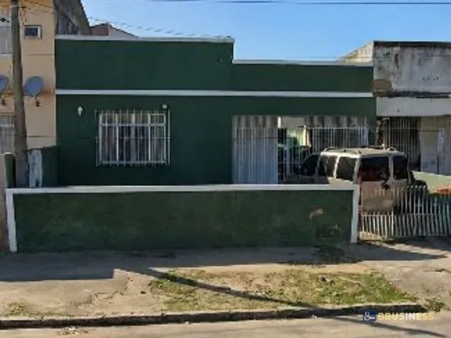 Casa com 255m² 4 quartos e 3 banheiros, à venda, no bairro Parque Rosário em Campos dos Goytacazes