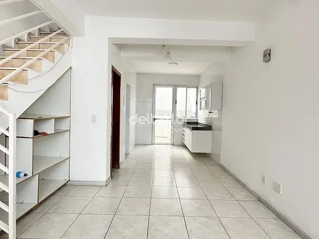 Casa com 79m² 2 quartos e 1 banheiro, à venda, no bairro Planalto em Belo Horizonte
