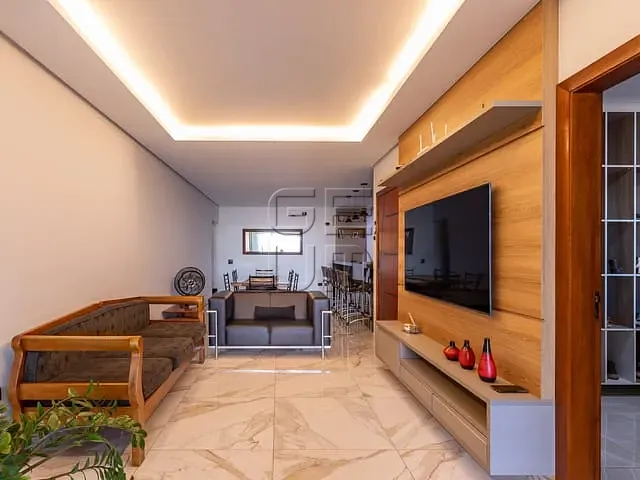 Casa com 311m² 2 quartos e 5 banheiros, à venda, no bairro Jardim do Sol em Londrina