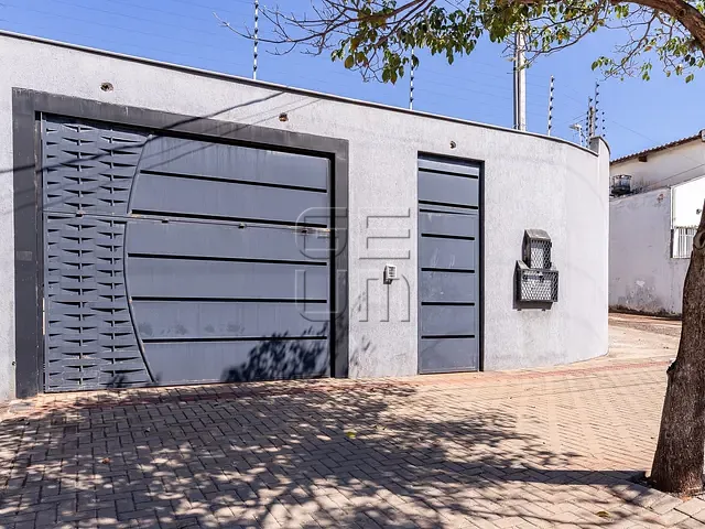 Casa com 311m² 2 quartos e 5 banheiros, à venda, no bairro Jardim do Sol em Londrina