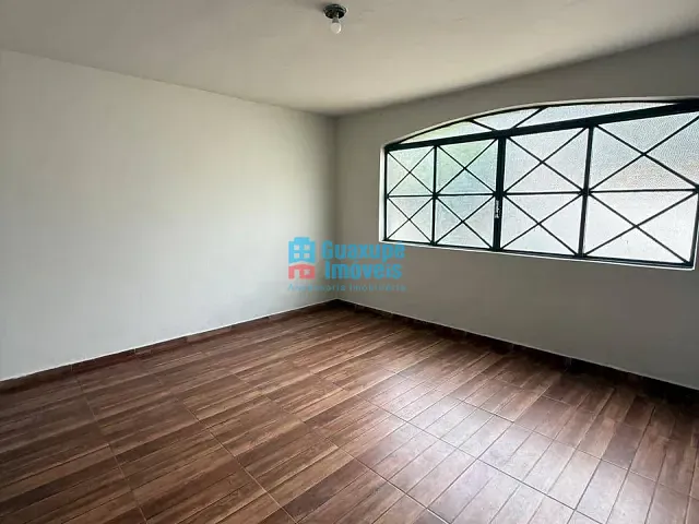 Casa 2 quartos e 1 banheiro, para alugar, no bairro Jardim Nova Guaxupé em Guaxupé
