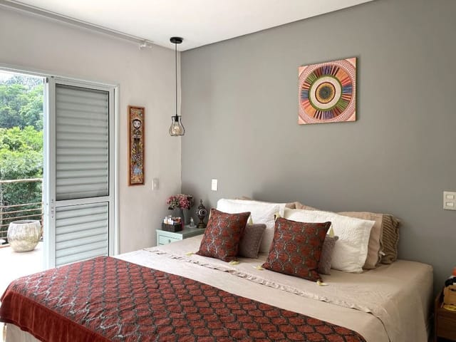 Casa com 568m² 5 quartos e 6 banheiros, à venda, no bairro Granja Carneiro Viana em Cotia