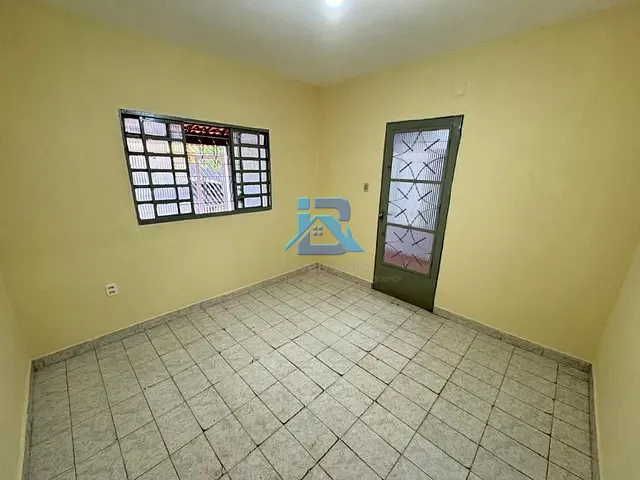 Casa com 269m² 6 quartos e 6 banheiros, à venda, no bairro Parque São Francisco em Itatiba