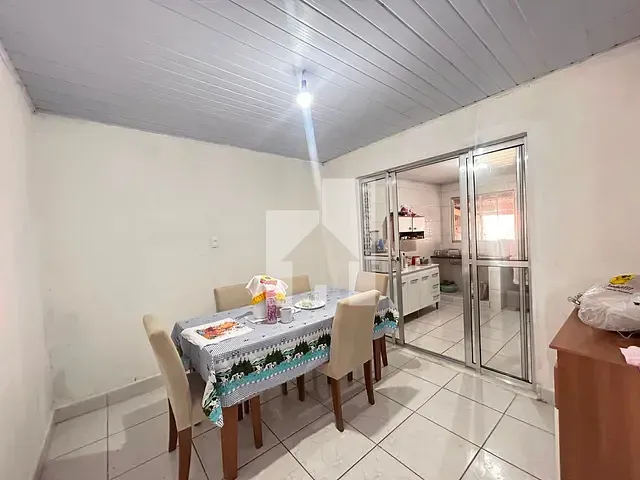 Casa com 121m² 2 quartos e 1 banheiro, à venda, no bairro Vila Comercial em Jundiaí