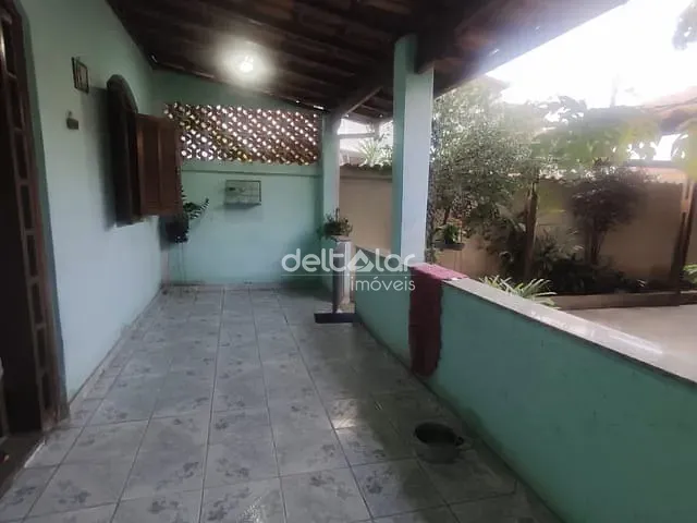 Casa com 182m² 3 quartos e 3 banheiros, à venda, no bairro Piratininga (Venda Nova) em Belo Horizonte