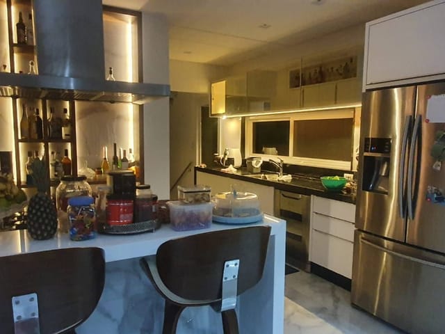 Casa com 470m² 4 quartos e 6 banheiros, à venda, no bairro Condomínio Residencial Jaguary em São José dos Campos