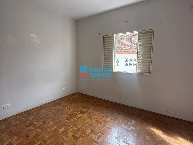 Casa 3 quartos e 2 banheiros, à venda, no bairro Vila Rica em Guaxupé