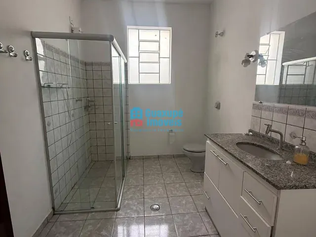 Casa 3 quartos e 2 banheiros, à venda, no bairro Vila Rica em Guaxupé