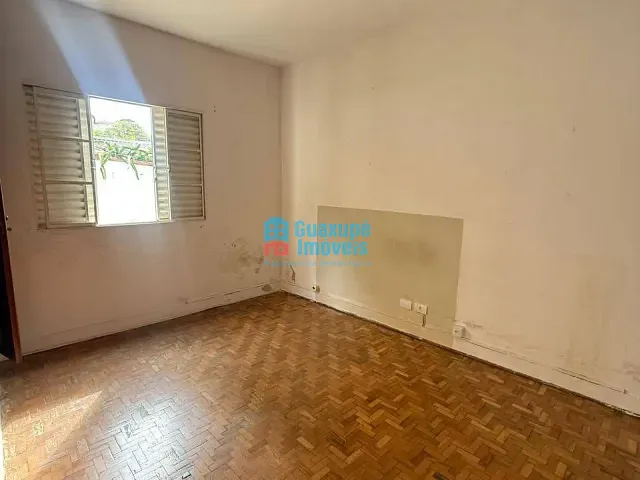 Casa 3 quartos e 2 banheiros, à venda, no bairro Vila Rica em Guaxupé