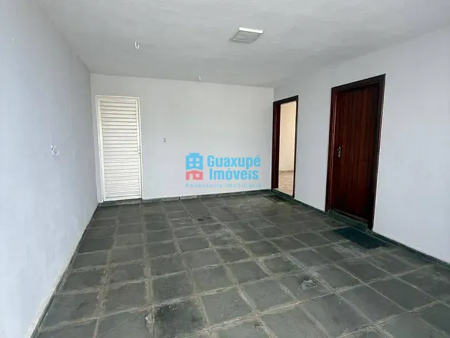 Casa 3 quartos e 2 banheiros, à venda, no bairro Vila Rica em Guaxupé