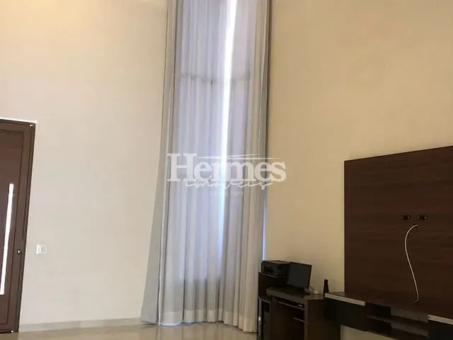 Casa com 450m² 3 quartos e 3 banheiros, à venda, no bairro Parque Brasil 500 em Paulínia