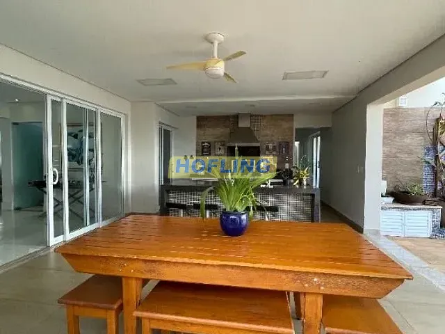 Casa com 513m², à venda, no bairro Jardim do Horto em Rio Claro