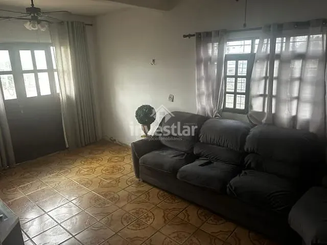 Casa 4 quartos e 2 banheiros, à venda, no bairro Bodocongó em Campina Grande