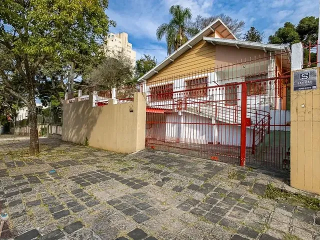 Casa com 388m² 7 quartos e 5 banheiros, para alugar, no bairro São Francisco em Curitiba
