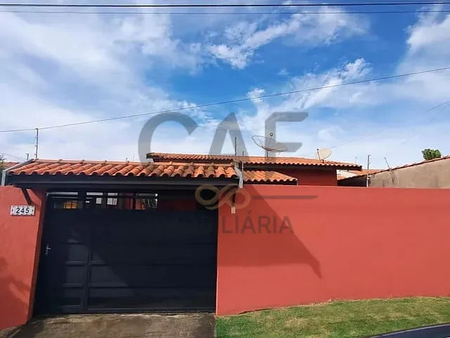 Casa 2 quartos e 1 banheiro, à venda, no bairro Jardim Sylvio Rinaldi II em Jaguariúna