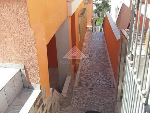 Casa com 125m², à venda, no bairro Vila Lisboa em Mauá