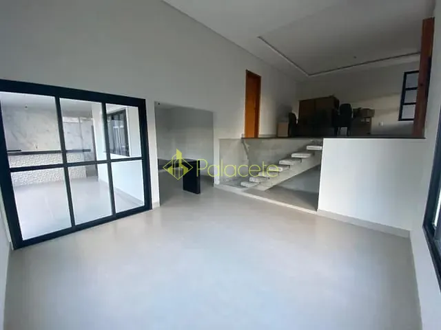 Casa com 360m² 3 quartos e 4 banheiros, à venda, no bairro Jardim Baronesa em Taubaté