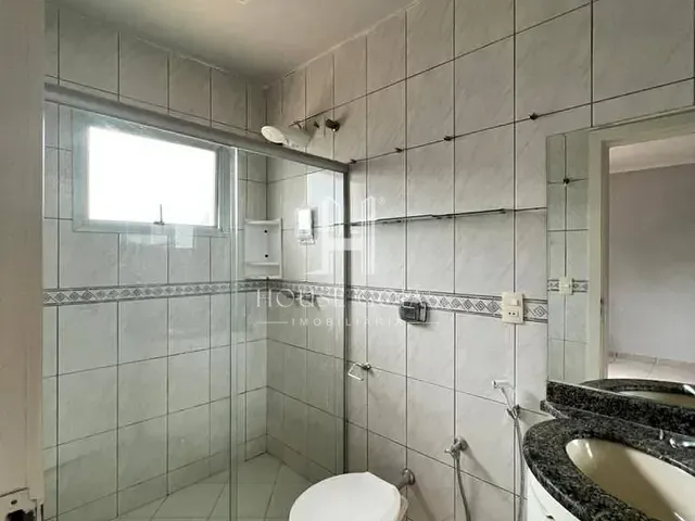 Casa com 388m² 3 quartos e 2 banheiros, à venda, no bairro Jardins Madri em Goiânia