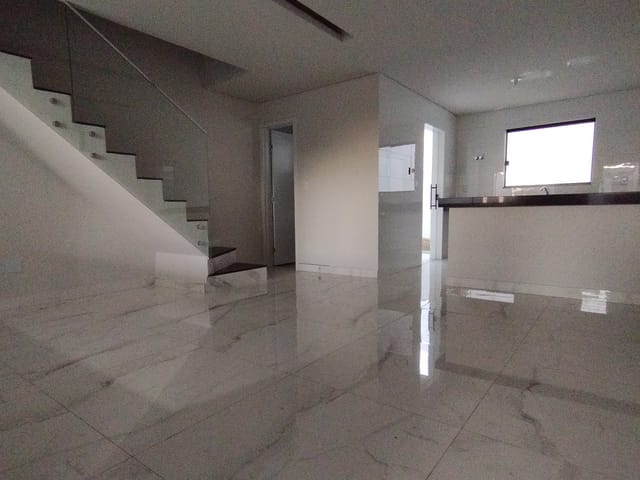 Foto do Casa - Casa 3 Quartos sendo um com suite  2  vagas no bairro Floramar | Deltalar Imóveis