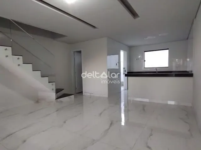 Casa com 153m² 3 quartos e 2 banheiros, à venda, no bairro Floramar em Belo Horizonte