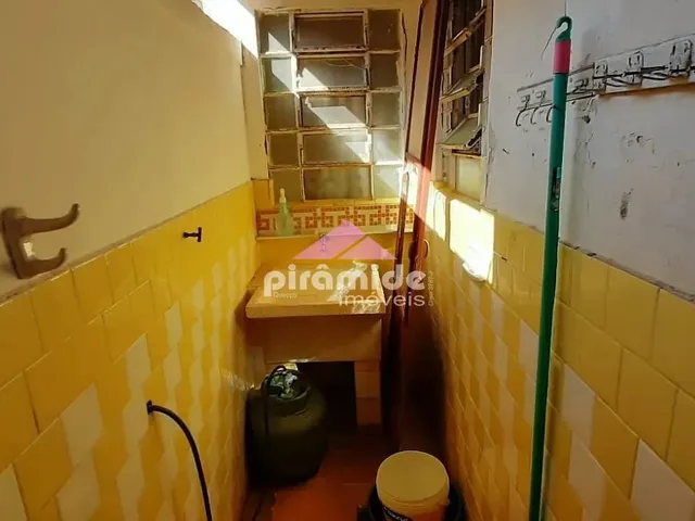 Casa com 250m² 2 quartos e 2 banheiros, à venda, no bairro Praia da Cocanha em Caraguatatuba