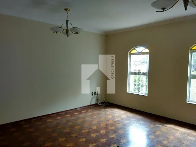 Casa 3 quartos e 3 banheiros, à venda, no bairro Jardim Caçula em Jundiaí