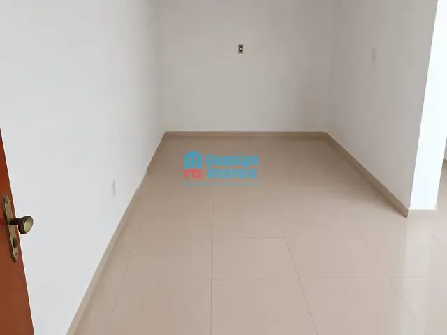 Casa 4 quartos e 4 banheiros, à venda, no bairro Jardim Tres Rosas em Guaxupé