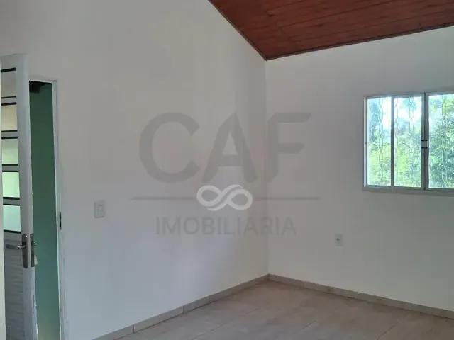 Casa 1 quarto e 1 banheiro, para alugar, no bairro Área Rural de Jaguariúna em Jaguariúna