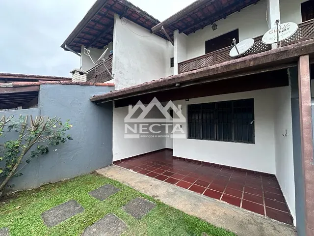 Casa com 161m² 3 quartos e 2 banheiros, à venda, no bairro Indaiá em Caraguatatuba