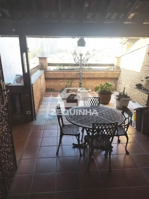 Casa, 4 quartos, 242 m² - Foto 8