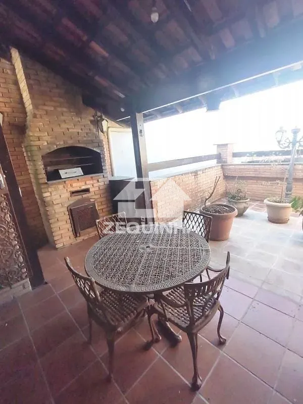 Casa, 4 quartos, 242 m² - Foto 9