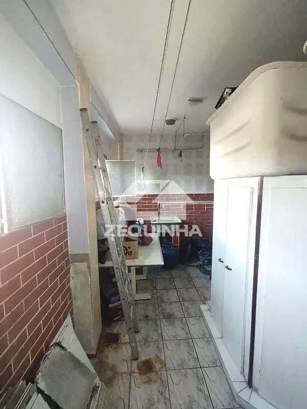Casa, 4 quartos, 242 m² - Foto 17