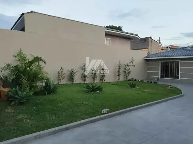 Casa com 330m² 3 quartos e 2 banheiros, à venda, no bairro Estrela em Ponta Grossa