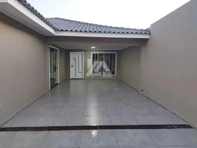 Casa com 330m² 3 quartos e 2 banheiros, à venda, no bairro Estrela em Ponta Grossa