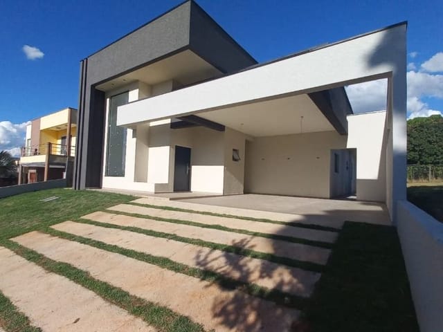 Casa com 600m² 3 quartos e 4 banheiros, à venda, no bairro Condomínio Residencial Shamballa III em Atibaia