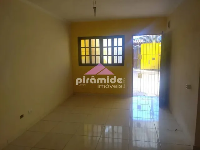 Casa com 150m² 2 quartos e 2 banheiros, à venda, no bairro Porto Novo em Caraguatatuba