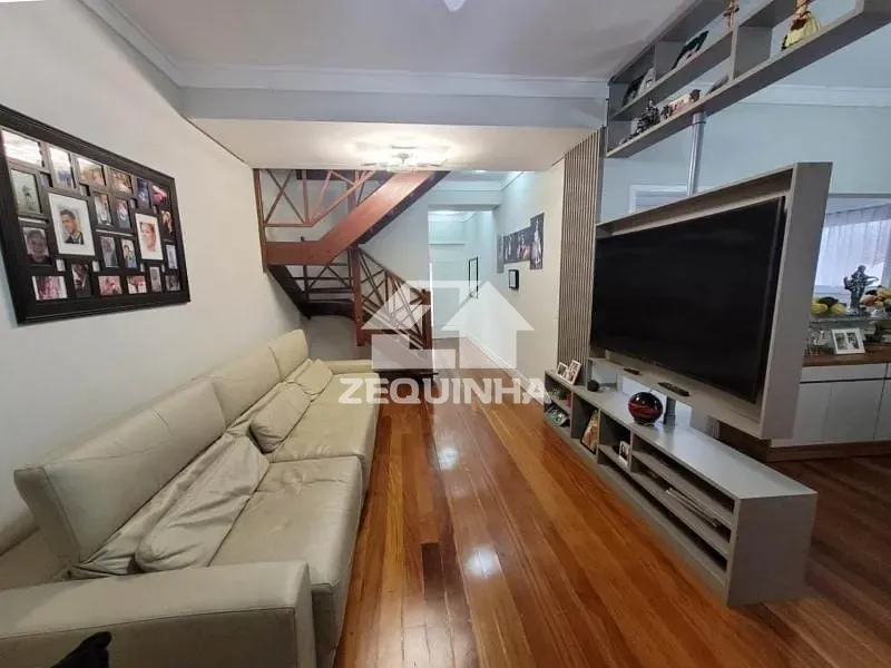Casa, 3 quartos, 158 m² - Foto 2