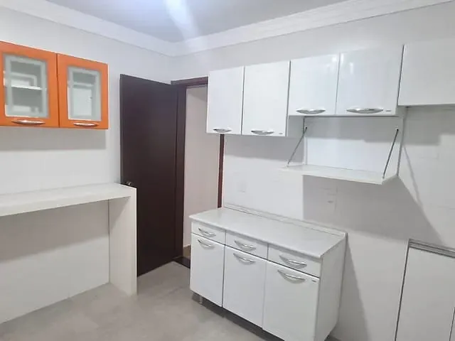 Casa com 70m² 2 quartos e 2 banheiros, à venda, no bairro Jardim Bom Tempo em Taboão da Serra