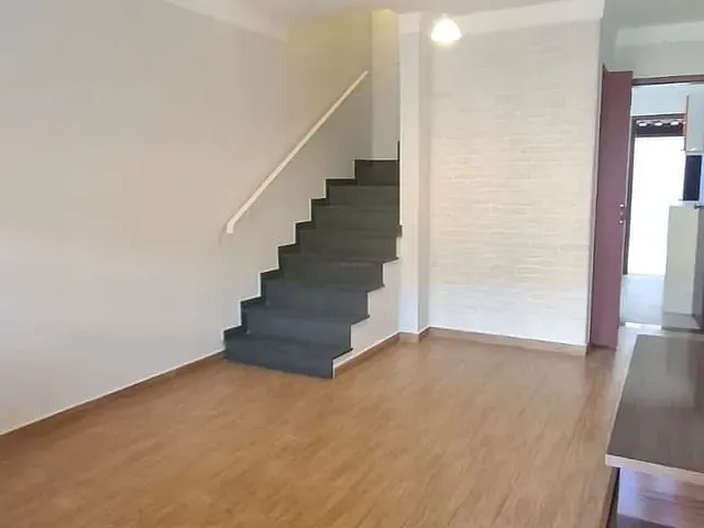 Casa com 70m² 2 quartos e 2 banheiros, à venda, no bairro Jardim Bom Tempo em Taboão da Serra