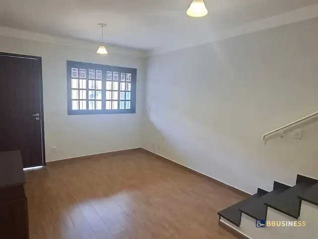 Casa com 70m² 2 quartos e 2 banheiros, à venda, no bairro Jardim Bom Tempo em Taboão da Serra