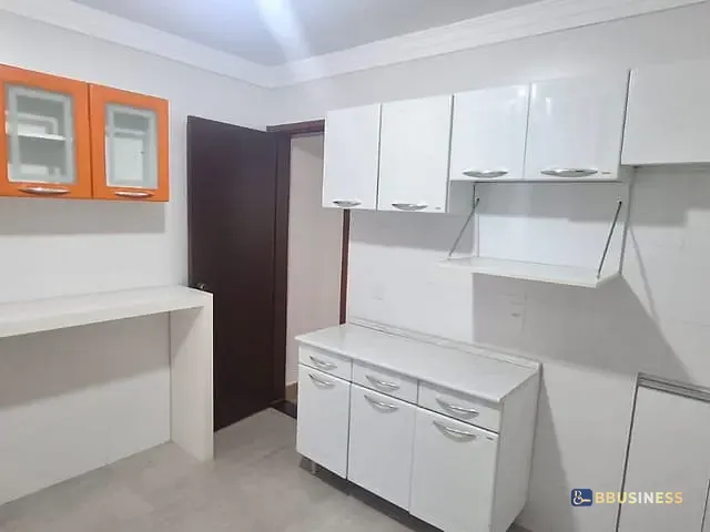 Casa com 70m² 2 quartos e 2 banheiros, à venda, no bairro Jardim Bom Tempo em Taboão da Serra