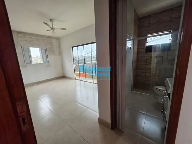 Casa com 200m² 3 quartos e 2 banheiros, à venda ou para alugar, no bairro Jardim Aeroporto em Guaxupé