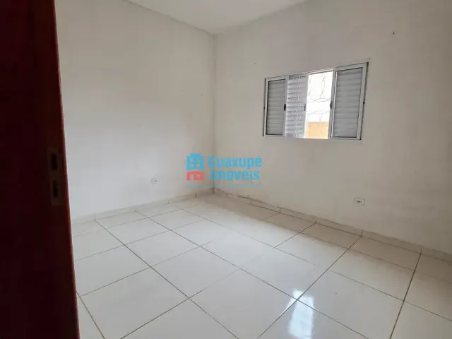 Casa com 200m² 3 quartos e 2 banheiros, à venda ou para alugar, no bairro Jardim Aeroporto em Guaxupé