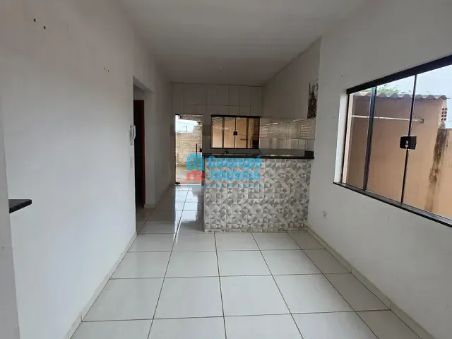 Casa com 200m² 3 quartos e 2 banheiros, à venda ou para alugar, no bairro Jardim Aeroporto em Guaxupé