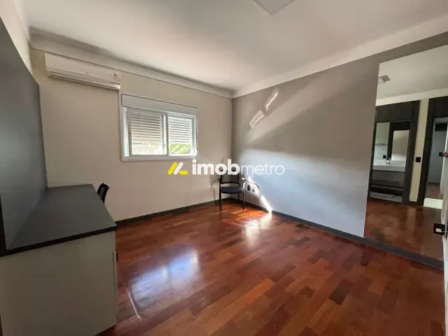 Casa com 1425m² 5 quartos e 7 banheiros, à venda, no bairro Alphaville em Campinas