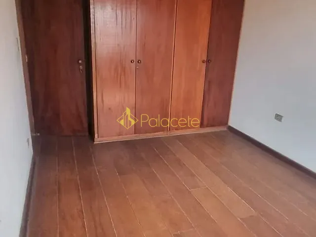 Casa 4 quartos e 2 banheiros, à venda, no bairro São Benedito em Pindamonhangaba
